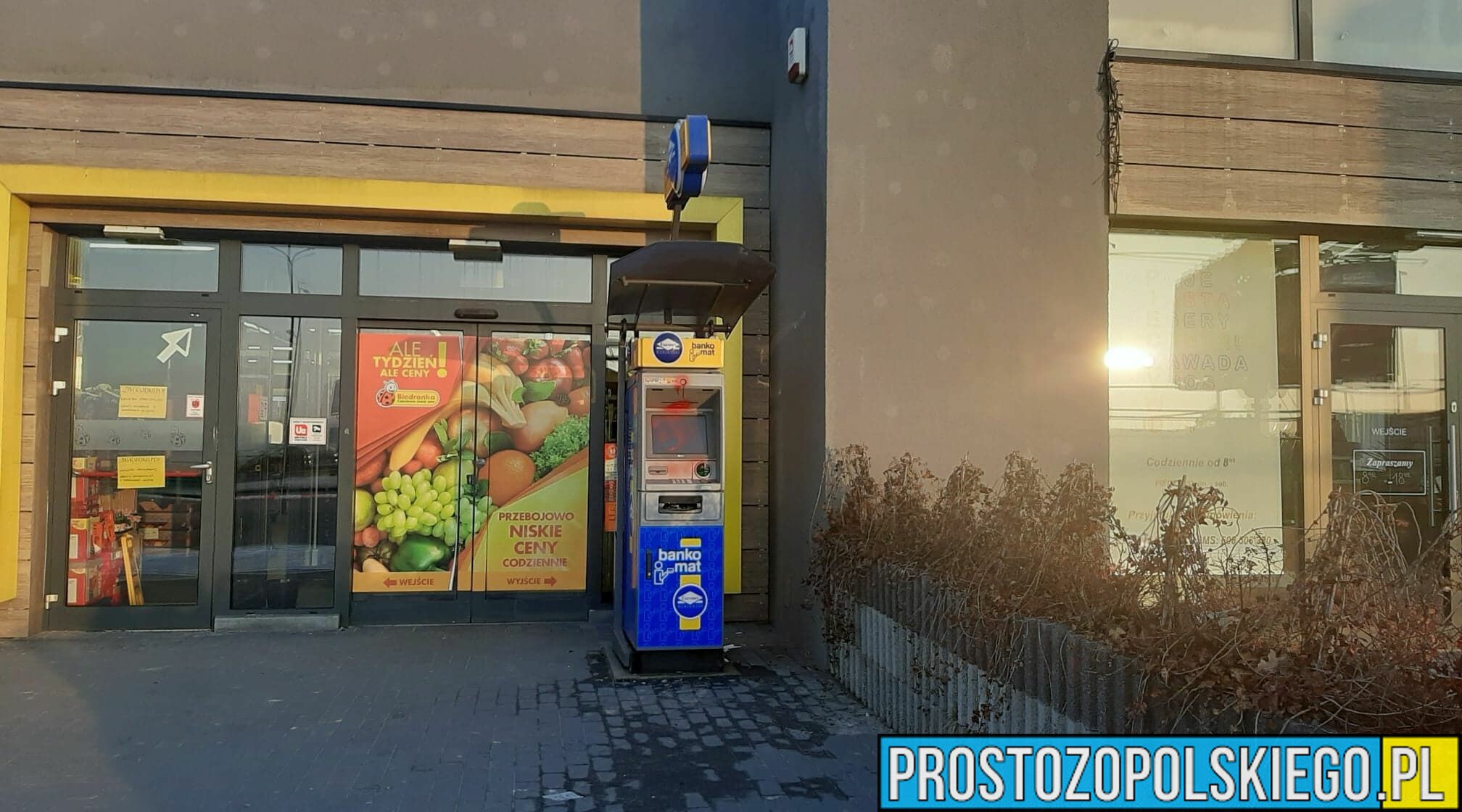 Próba wysadzenia bankomatu w Zawadzie koło Opola.(Zdjęcia)