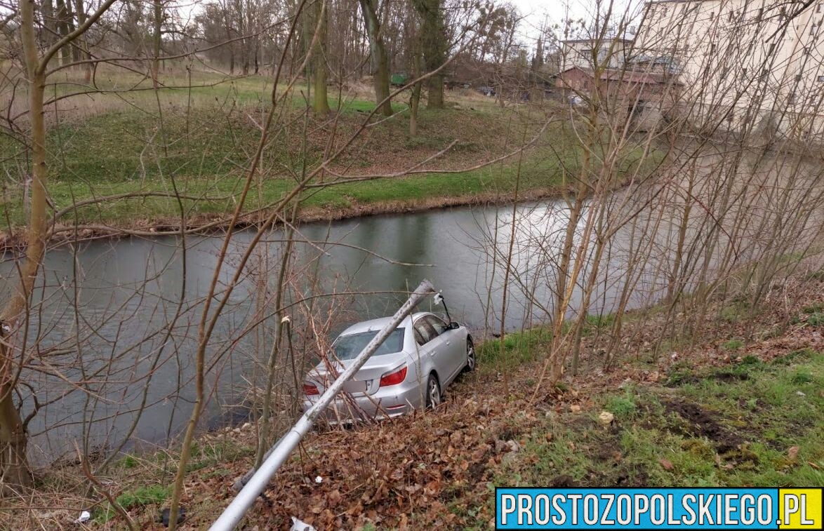 Nieostrożna jazda kierowcy bmw mogła skończyć się tragedią w Krapkowicach.(Zdjęcia)