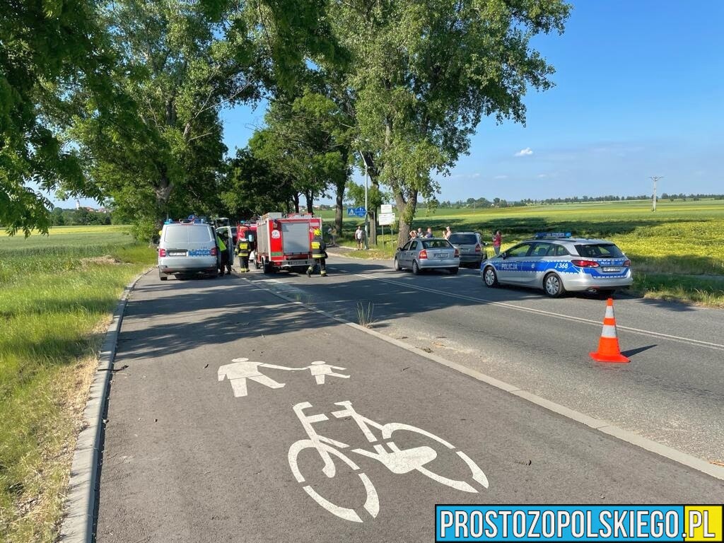 Potrącona 18-latka jadąca rowerem na obwodnicy Białej. LPR Ratownik23 poszkodowaną zabrał do szpitala w Opolu.