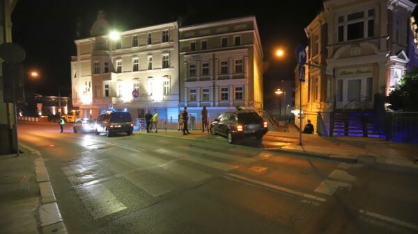 25-latek potrącony na przejściu dla pieszych w Opolu.(Zdjęcia)