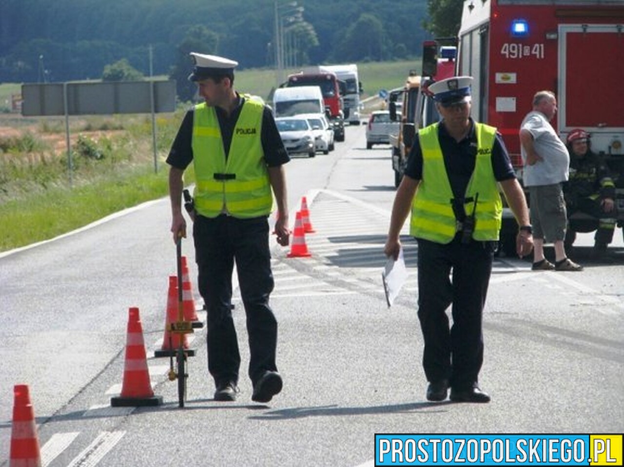 Kierujący samochodem osobowym, potrącił 10-letnią dziewczynkę jadącą rowerkiem.