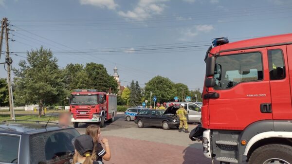 Zderzenie busa z audi w Łosiowie.(Zdjecia&Wideo)