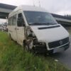 Wystrzał opony w busie doprowadził do kolizji na autostradzie A4.(Zdjęcia)