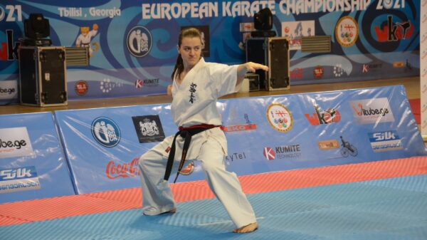 Zawodniczka Champion Klub Karate Kyokushin z medalem Mistrzostw Europy