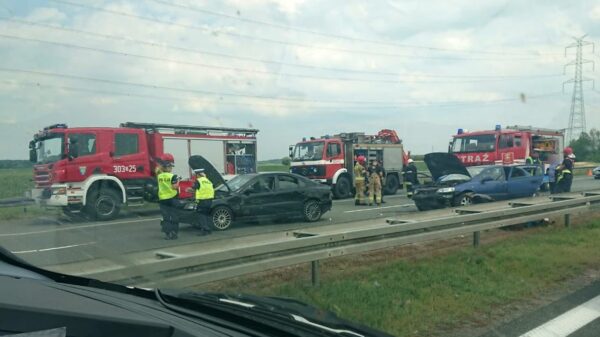 Wypadek na opolskim odcinku autostrady A4 w kierunku Wrocławia. Na miejscu lądował LPR.