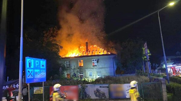 Pożar budynku w Krapkowicach.(Zdjęcia)