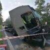 Zderzenie dwóch ciężarówek na dk46 w Dąbrowie.(Wideo)