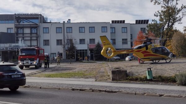 LPR lądował w Brzegu. Poszkodowany pilnie potrzebował pomocy.(Wideo)