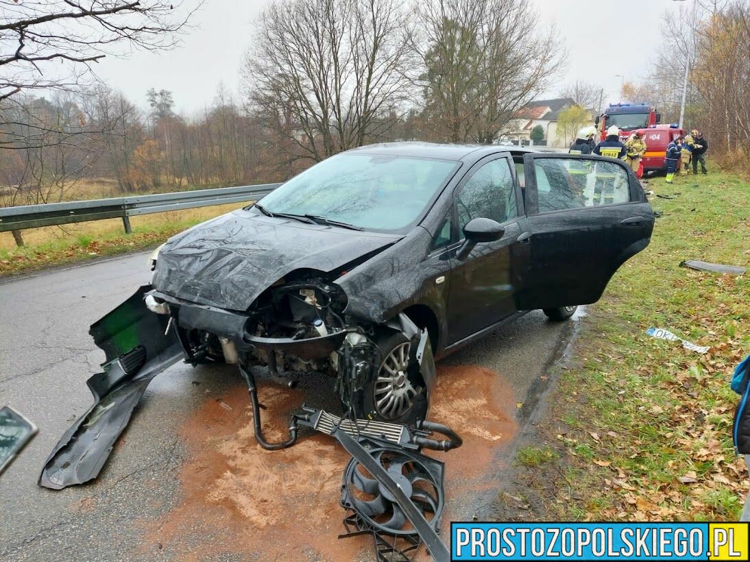 Zderzenie dwóch aut w Gwoździcach koło Krapkowic.(Zdjęcia)