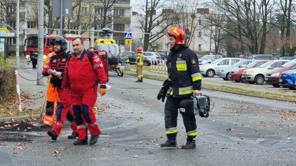 Kobieta potrzebował pilnej pomocy medycznej na miejsce zadysponowano LPR.(Zdjęcia)