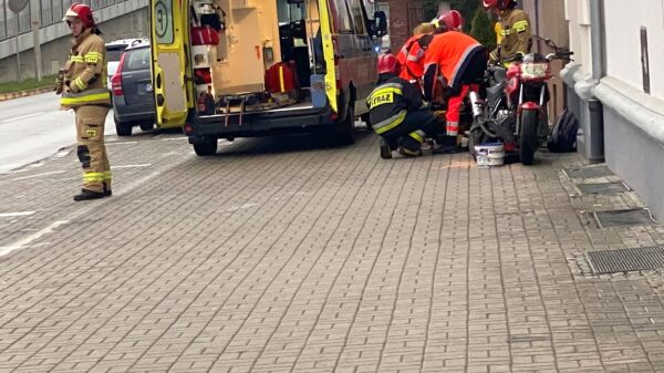 Zdarzenie motocyklisty z autem w Opolu.(Zdjęcia)