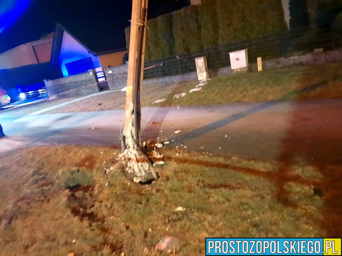 19-latek kierujący audi A8 wjechał w słup w Praszce. Trzeźwieje na policyjnej izbie zatrzymań w Oleśnie (Zdjęcia)