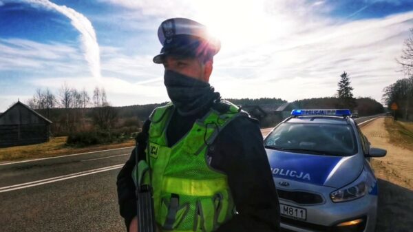 TAK WYGLĄDA SŁUŻBA POLICJANTÓW NA WSCHODNIEJ GRANICY.(Zdjęcia)