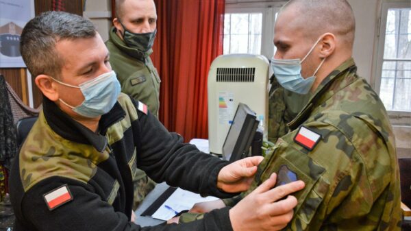 Wcielenie ochotników do służby przygotowawczej w 10 Opolskiej Brygadzie Logistycznej.(Zdjęcia)