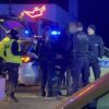 Policjanci ustalają kto prowadził auto, które wjechało w wiadukt kolejowy w Opolu. Kobieta został zabrana do szpitala ,a mężczyzna na komendę policji.
