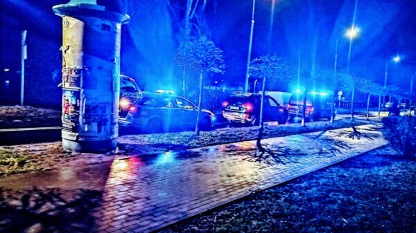 Kierujący autem potrącił 33-latka na przejściu dla pieszych w Brzegu.(Zdjęcia)