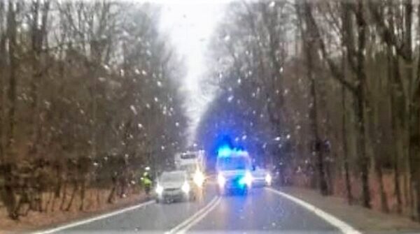 Potrącił rowerzystę na dk39 pomiędzy Lubszą a zjazdem na Mąkoszyce i uciekł. Policja szuka świadków.