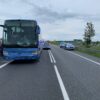 Wypadek na obwodnicy Kluczborka. Doszło tam do zderzenia autobusu z osobówką. Na miejscu lądował LPR.(Zdjęcia)