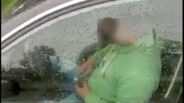 Obywatelskie zatrzymanie kierującego autem. Mężczyzna miał blisko 3 promile.(Wideo nagrane przez świadka)