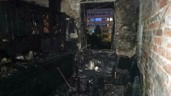 Pożar mieszkania w budynku wielorodzinnym w Zdzieszowicach.