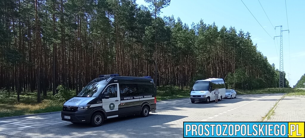 Inspektorzy z WITD zatrzymani autobus ,który miał jechać z pasażerami na wycieczkę do Wrocławia. Okazało się ...