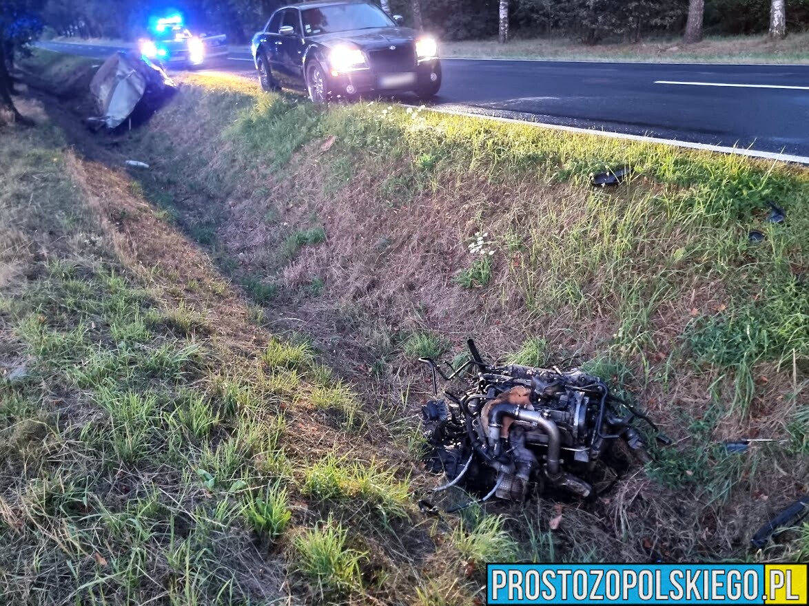 Wypadek audi TT na dk45 w miejscowości Trzebiszyn. Z auta wypadł silnik. Kierowca był pijany.(Zdjecia&Wideo)