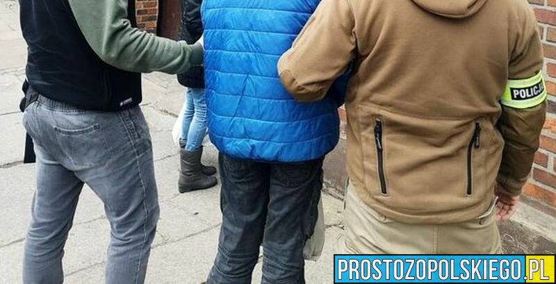 Policjanci z Głubczyc zatrzymali 61-latka ,który ukrywał się w Warszawie.