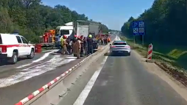 Zderzenie ciężarówki z samochodem osobowym na remontowanym odcinku autostrady A4.(Zdjęcia&Wideo)