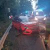 Czołowe zderzenie dwóch aut na DW423 pomiędzy Januszkowicami a Kłodnicą. Sprawca jechał na podwójnym gazie!