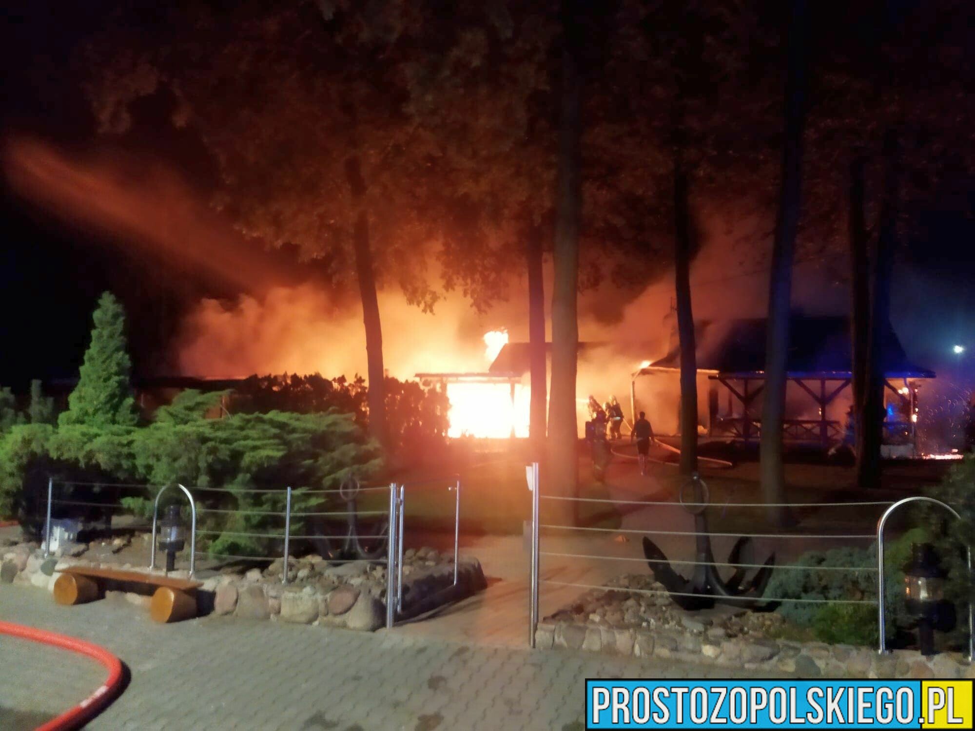 Pożar Rybaczówki nad Jeziorem Dużym w Turawie są ogromne straty.(Zdjęcia)