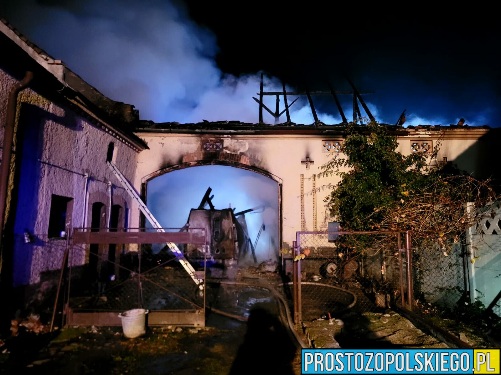Pożar stodoły w miejscowości Radzikowic w powiecie nyskim.