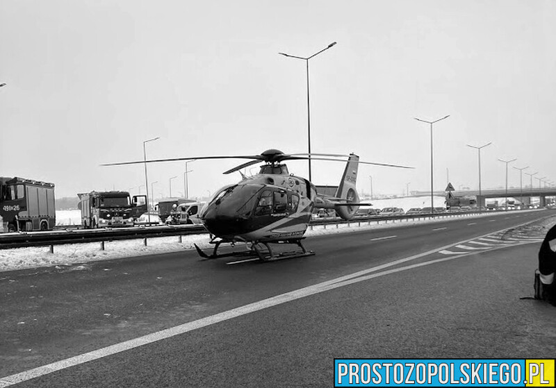 Autostrada A4.Dachowanie auta. Na miejscu lądował LPR. Trzy osoby zostały poszkodowane.(Zdjęcia)