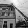 Pożar w Skorogoszczy. W mieszkaniu ujawniono zwęglone zwłoki mężczyzny. (Wideo+Foto)