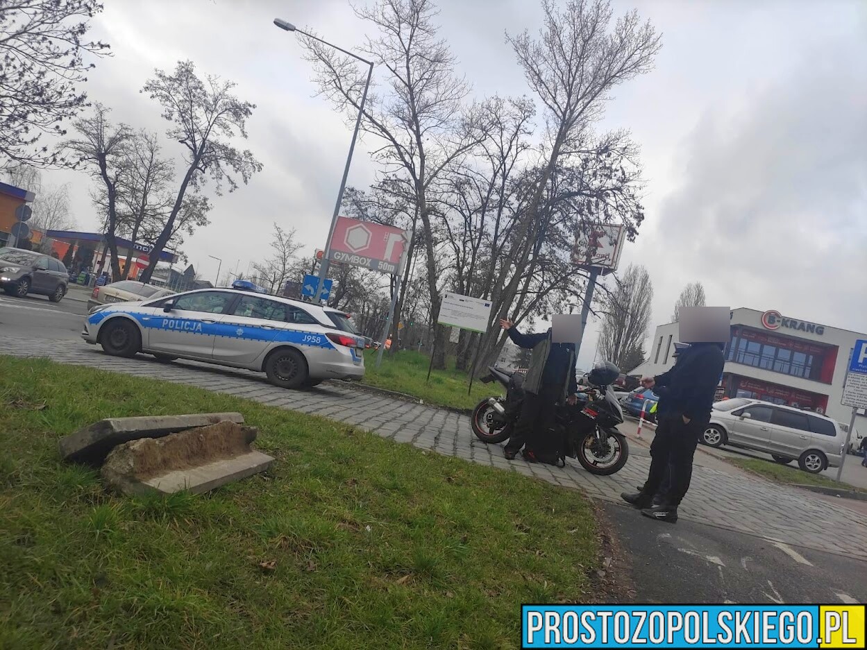 Zderzenie osobówki z motocyklem w Opolu.(Zdjęcia)