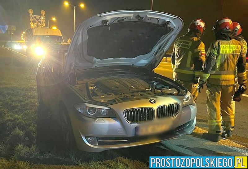 Strażacy zostali zadysponowani do pożaru BMW na autostradzie A4. Okazało się ...