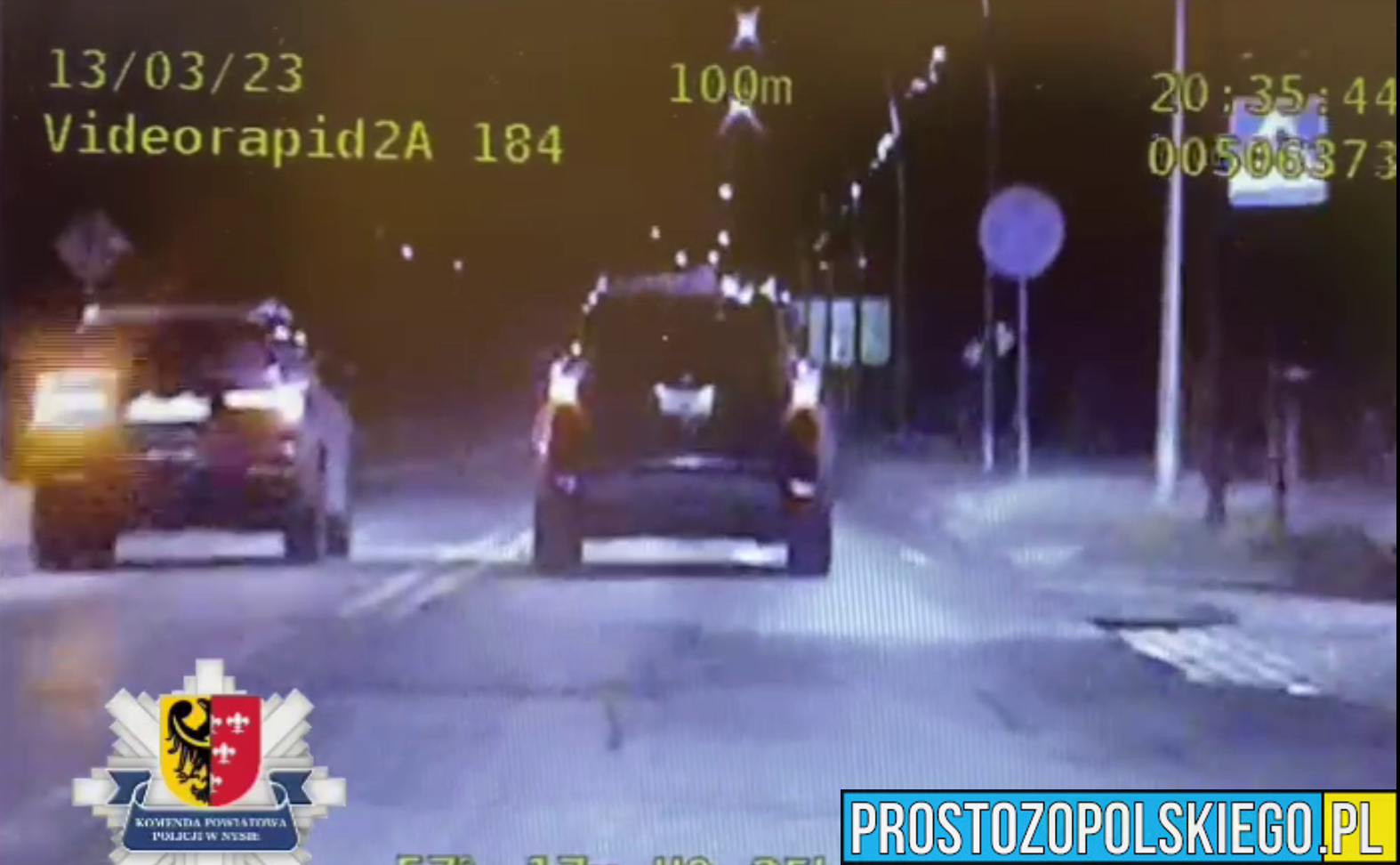 Kierujący Audi wyprzedzał na przejściu dla pieszych. 53-latka zatrzymała Nyska drogówka.(Wideo)