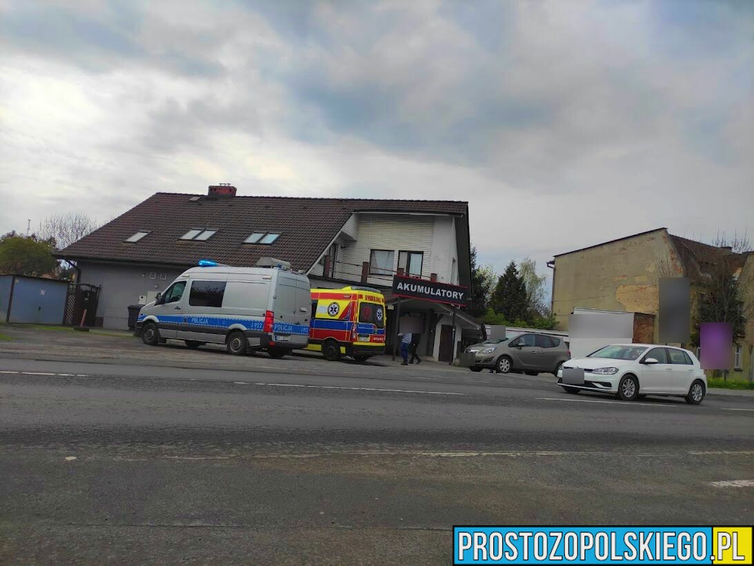 Zderzenie dwóch samochodów na ul.Kowalczyków w Opolu.(Zdjęcia)