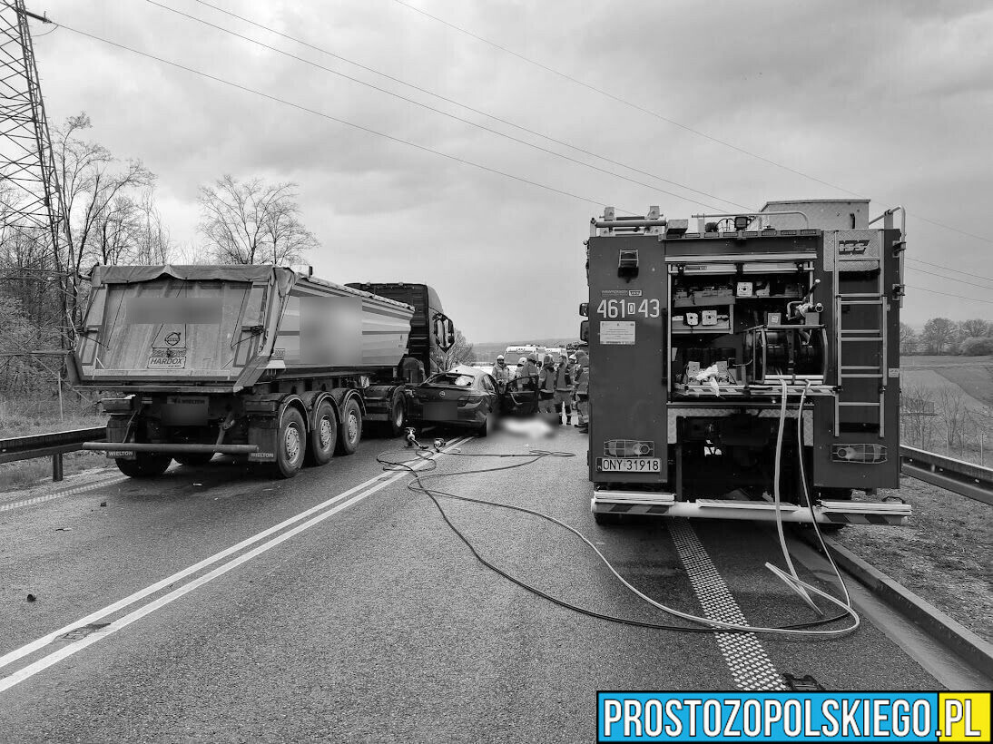 Czarna seria wypadków w powiecie Nyskim. W trzech wypadkach drogowych zginęło aż 7 osób.