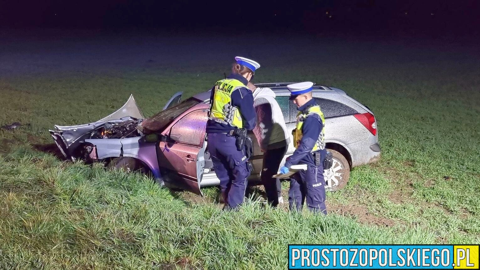 Wypadek samochodowy na DK45 w Polskiej Cerekwi.(Zdjęcia)
