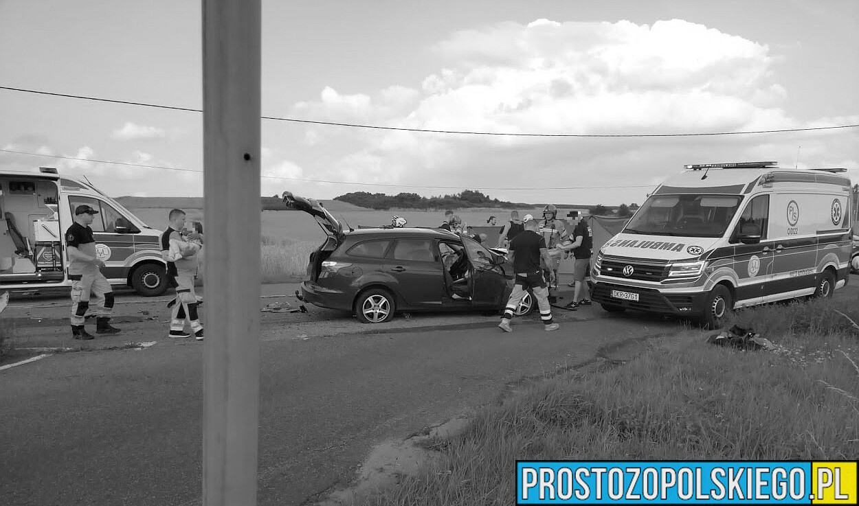 Malnia: zderzenie dwóch samochodów. Jedna osoba nie żyje. Kierujący z mercedesa oddalił się z miejsca na piechotę.