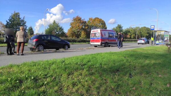 Potrącenie pieszej na oznakowanym przejściu dla pieszych na ul.Sosnkowskiego w Opolu.(Zdjęcia)