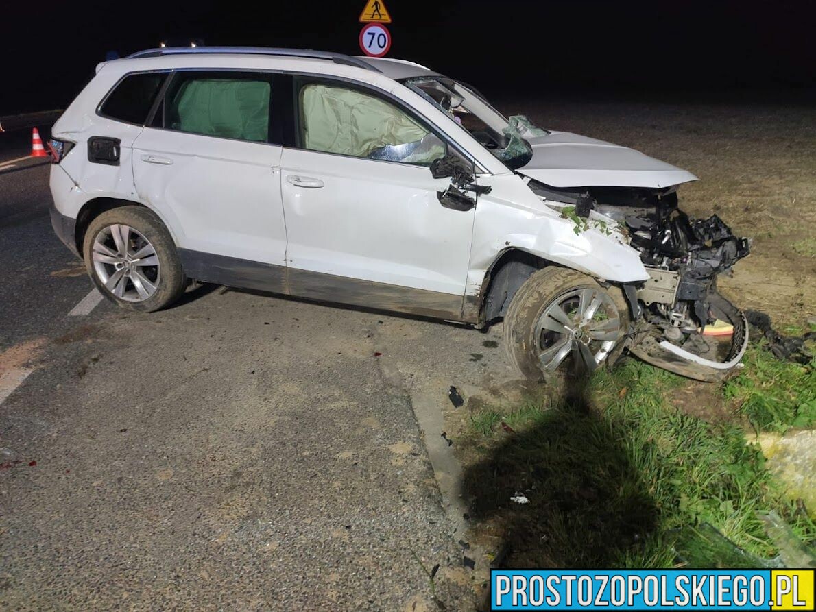 Wypadek na DW426 między miejscowościami Klucz i Zalesie Śląskie. Kierujący autem uderzył w betonowy przepust.