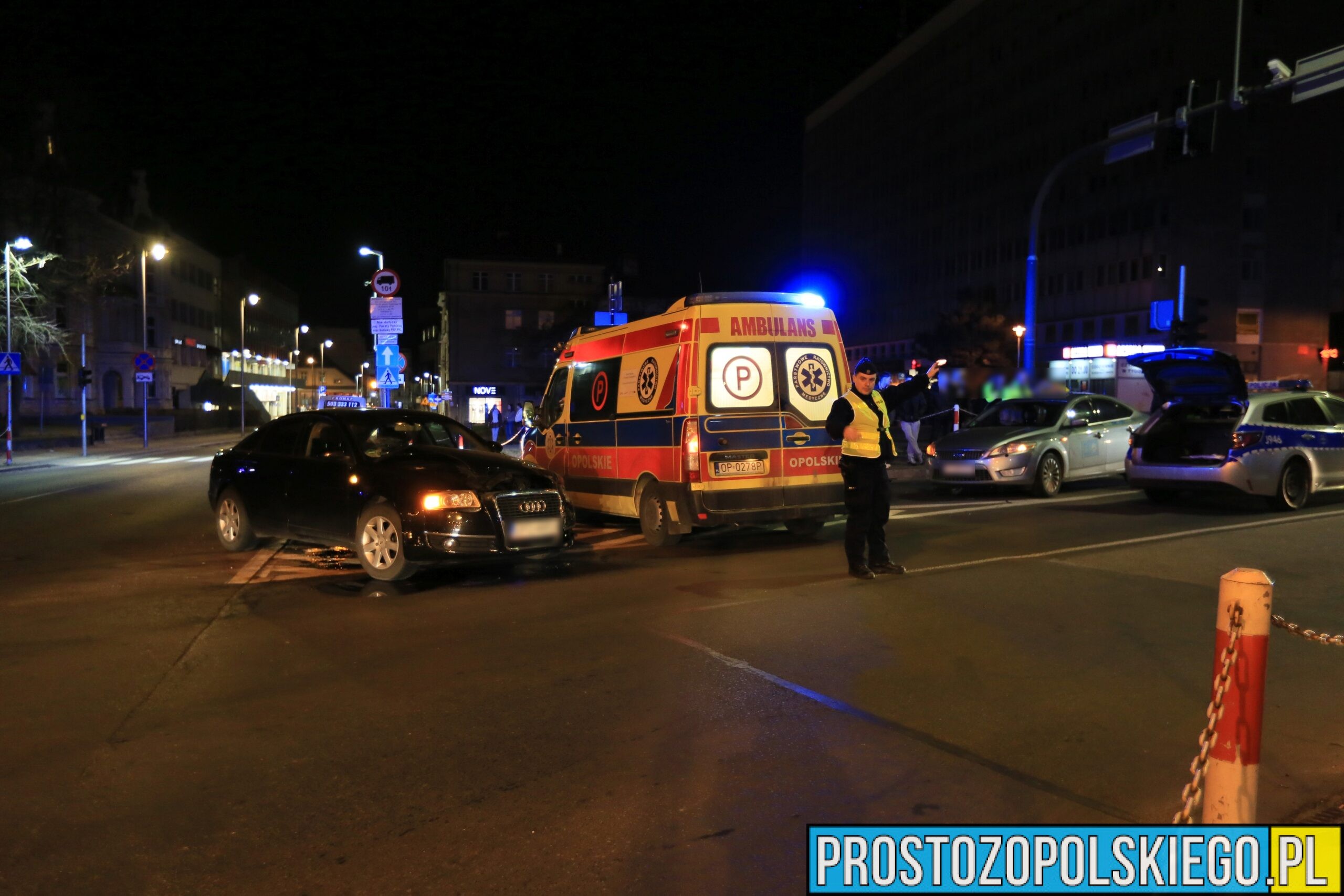 Zderzenie audi z taksówką na skrzyżowaniu ulic Ozimska i Reymonta w Opolu.(Zdjęcia)