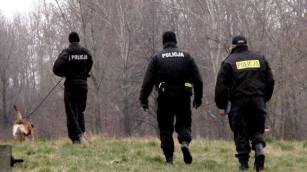 Policjanci z Brzegu w ostatniej chwili uratowali życie 20-latkowi.
