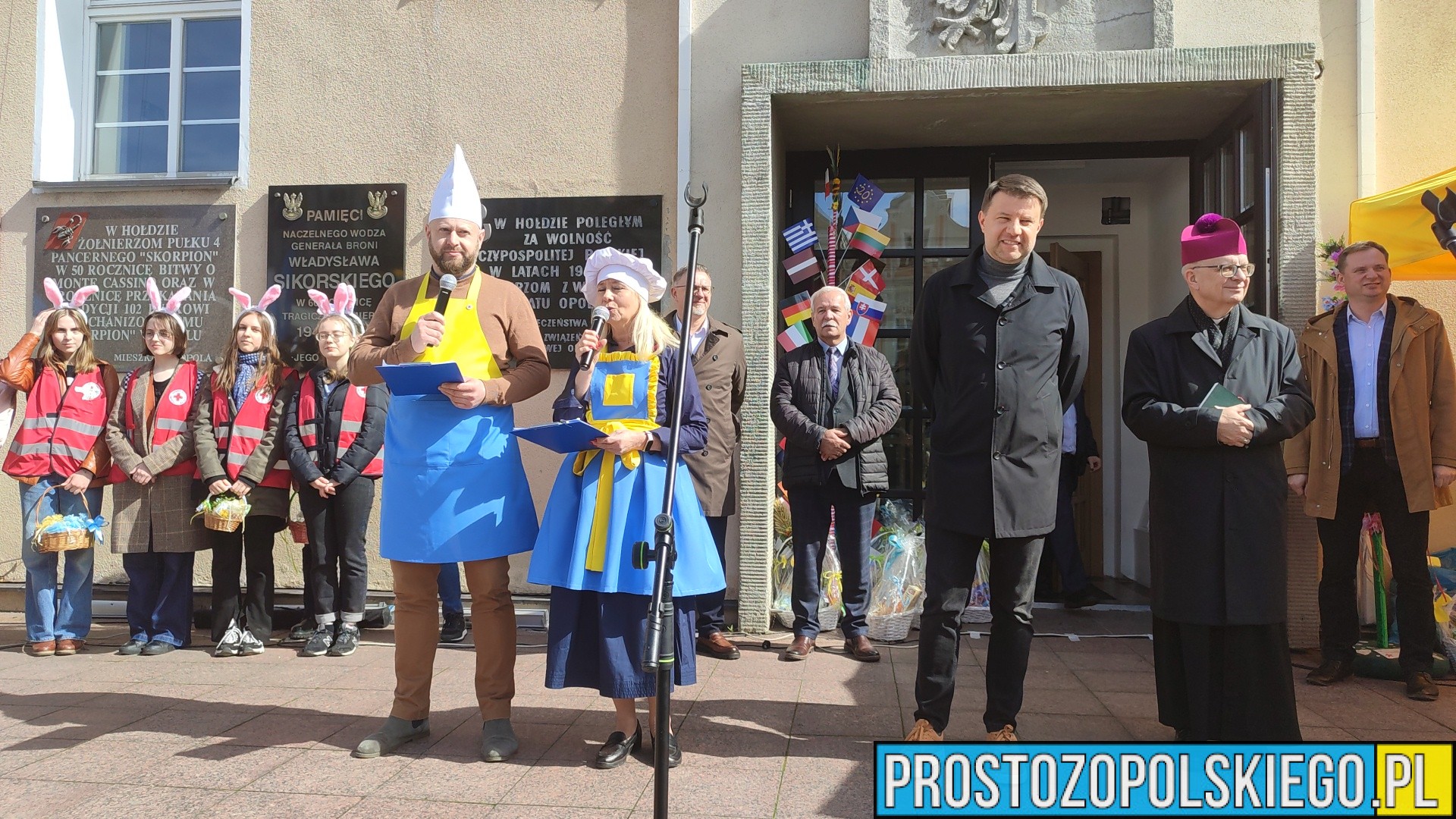 VII Opolskie Śniadanie Wielkanocne na rynku w Opolu.(Zdjęcia&Wideo)