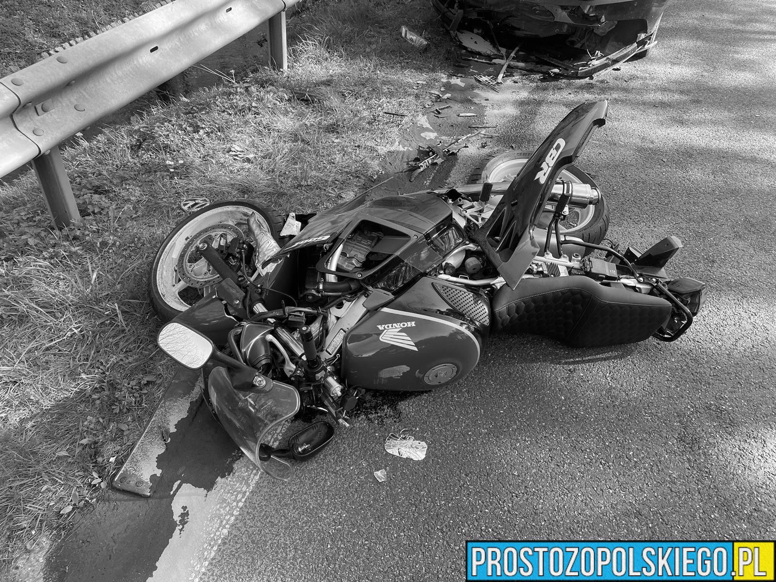 Wypadek śmiertelny DW 454 w Ładzy. Nie żyje kierujący motocyklem.(Zdjęcia&Wideo)