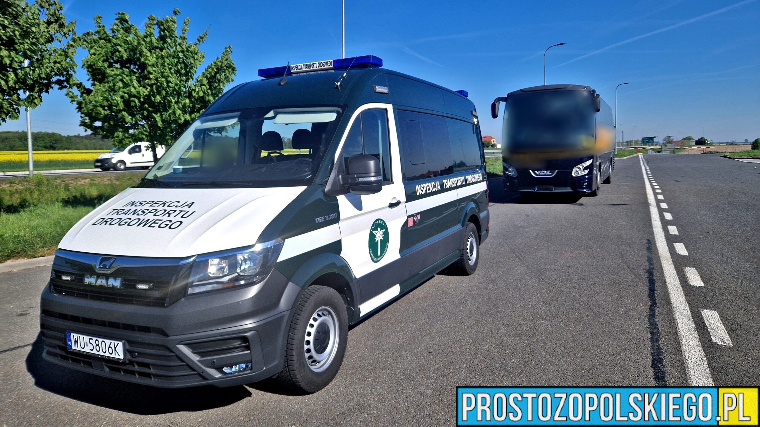 Pijany kierowca autokaru zatrzymany na autostradzie A4, który przewoził dzieci wraz z opiekunami
