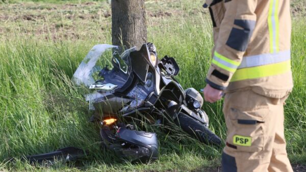 Poważny wypadek w Opolu – motocyklista ranny po zderzeniu z autami