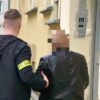 Pod łóżkiem, za granicą i u krewnych – tak próbowali ukryć się przed wymiarem sprawiedliwości