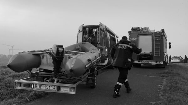 Tragiczne odkrycie nad Odrą. W Kopaniu strażacy wyłowili ciało 39-letniego mężczyzny